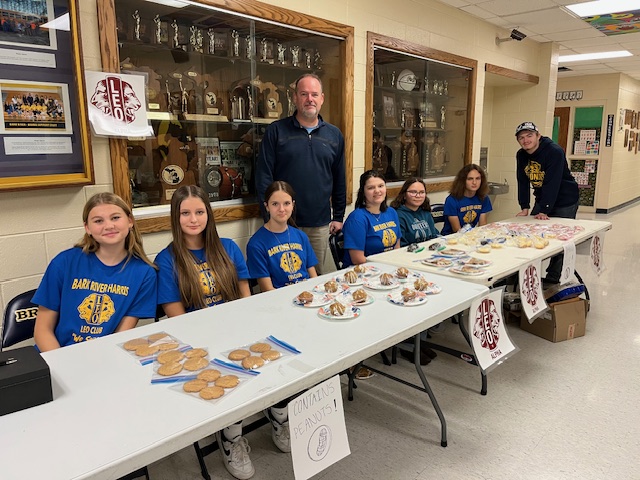 Bark River Harris Leo Club Bake Sale